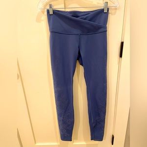 BNWT!  Lululemon align leggings size 6